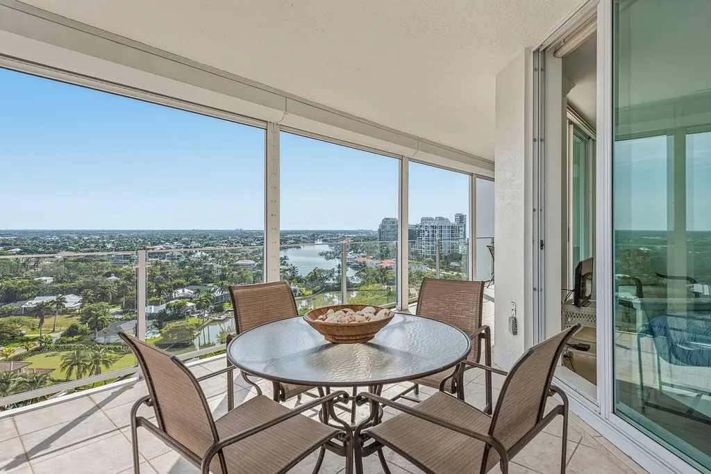 60 Seagate Drive Naples FL 34103