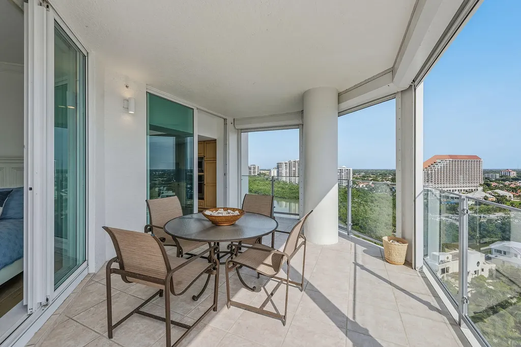 60 Seagate Drive Naples FL 34103