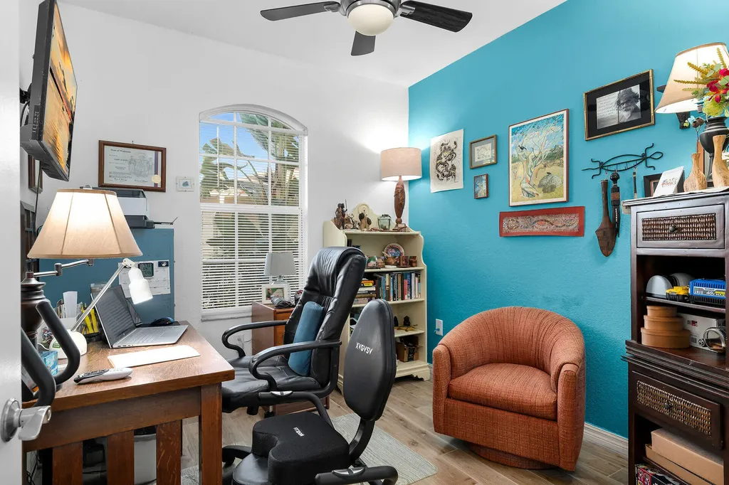 350 Newport Drive Naples FL 34114