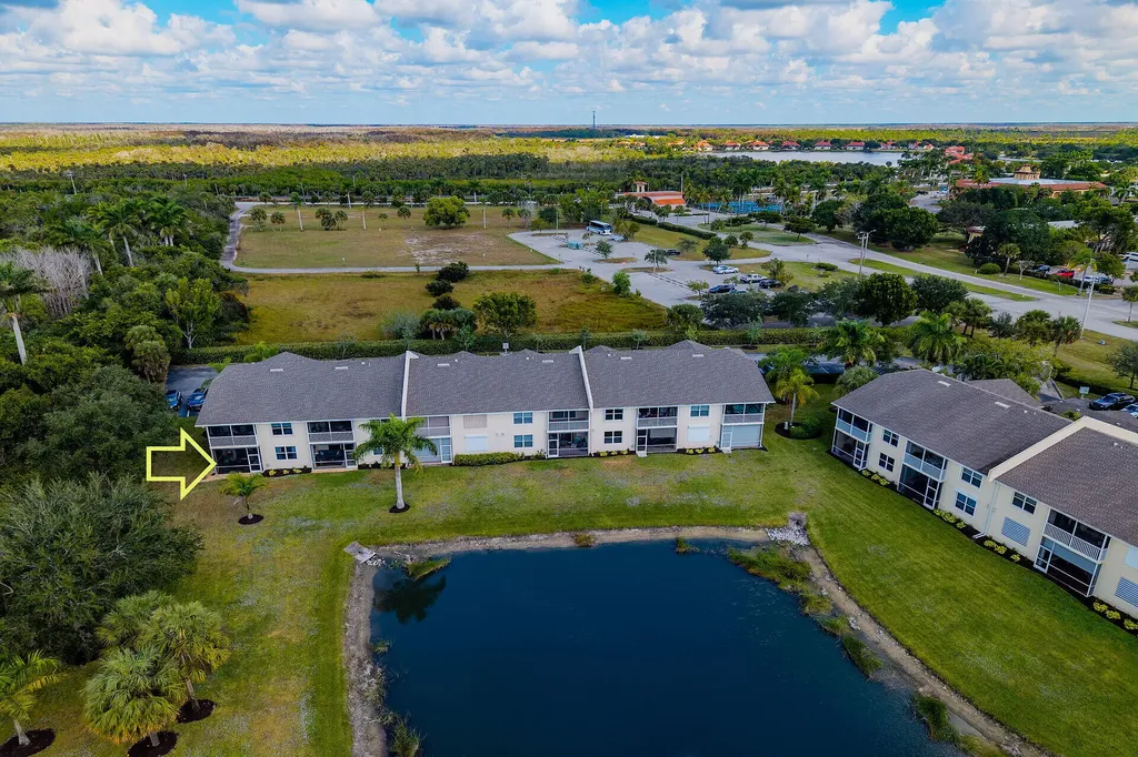 350 Newport Drive Naples FL 34114