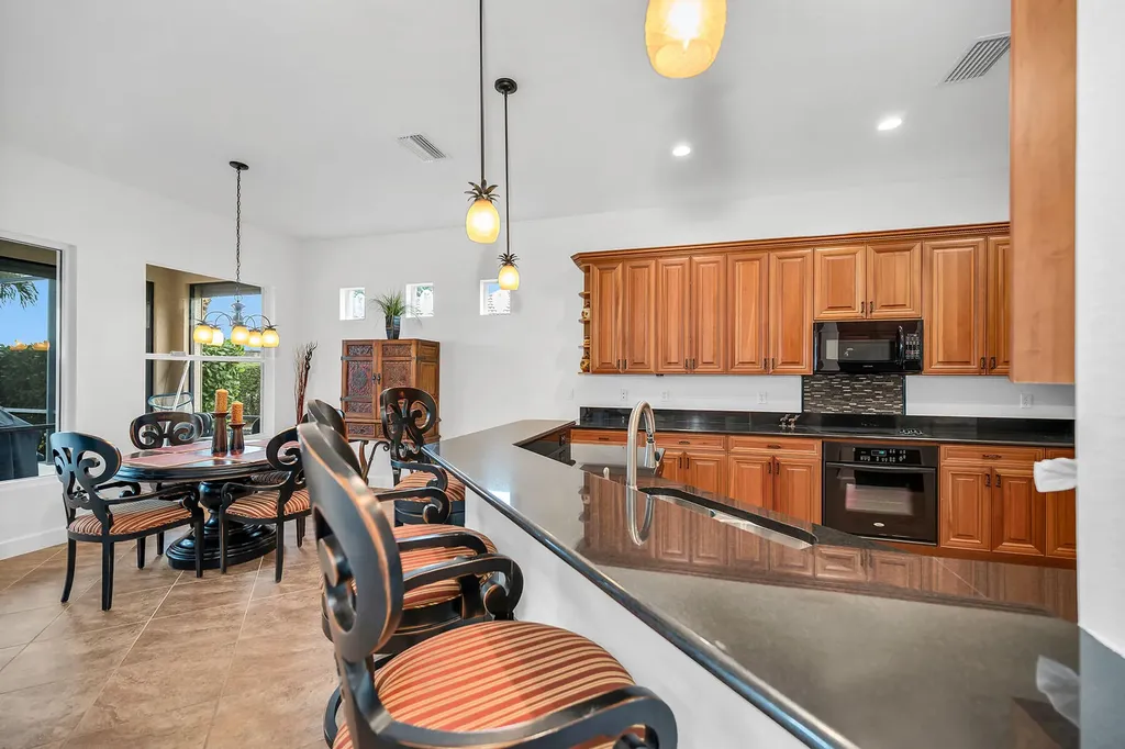 8264 Potomac Lane Naples FL 34104