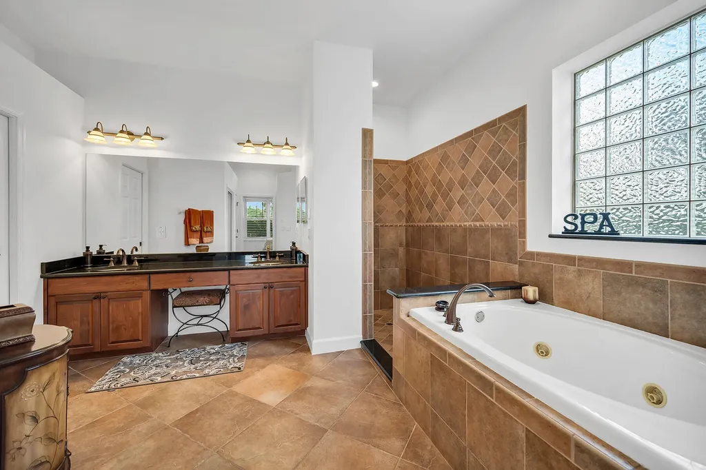 8264 Potomac Lane Naples FL 34104