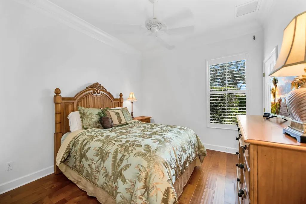 8264 Potomac Lane Naples FL 34104