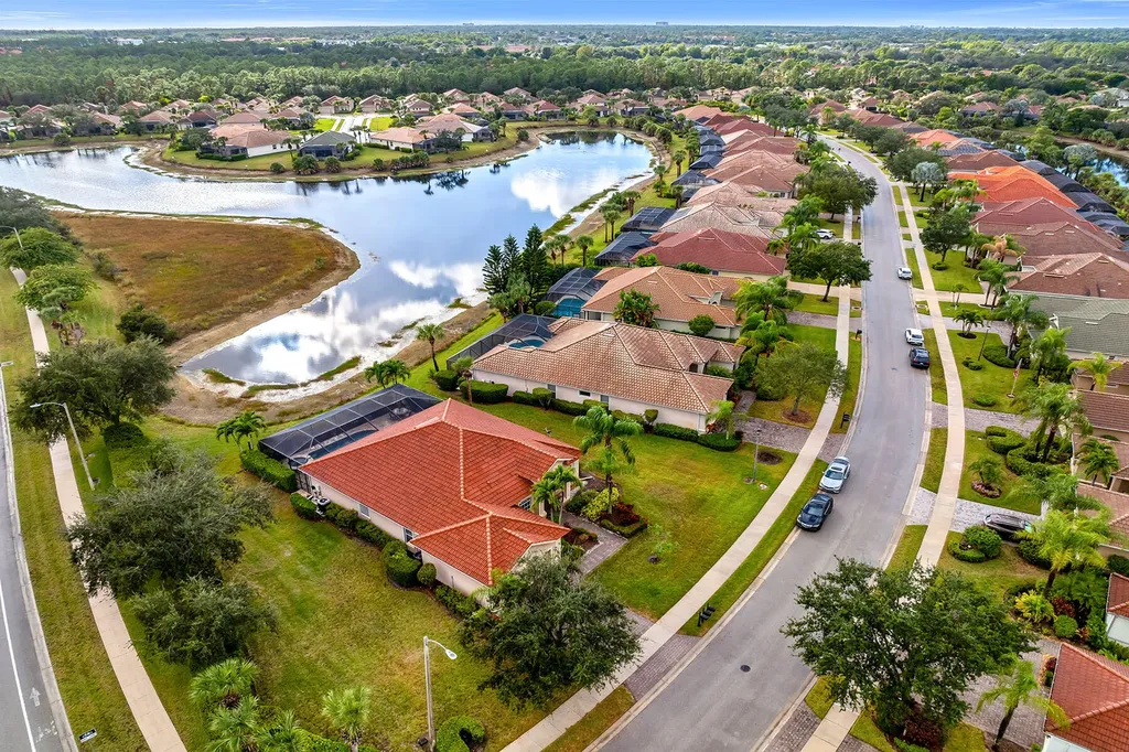 8264 Potomac Lane Naples FL 34104