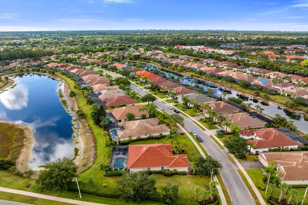 8264 Potomac Lane Naples FL 34104