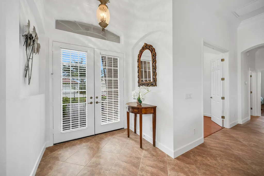 8264 Potomac Lane Naples FL 34104