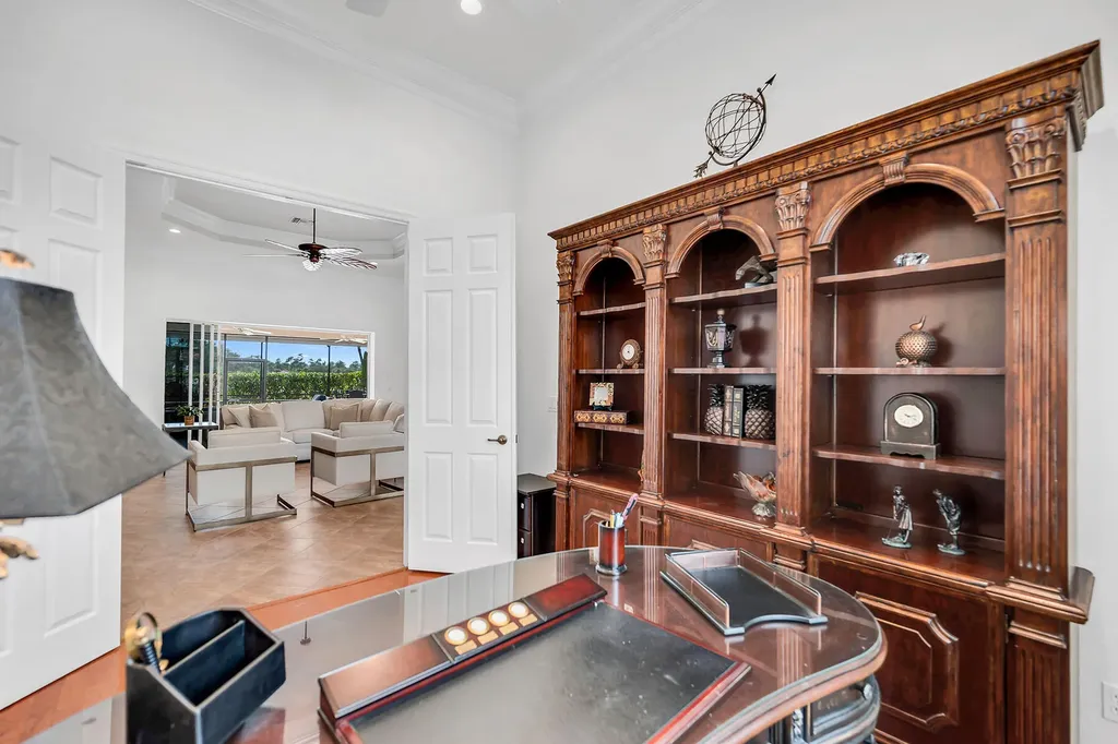 8264 Potomac Lane Naples FL 34104