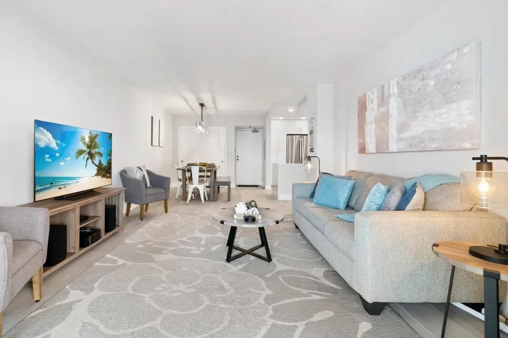 380 Seaview Court Marco Island FL 34145