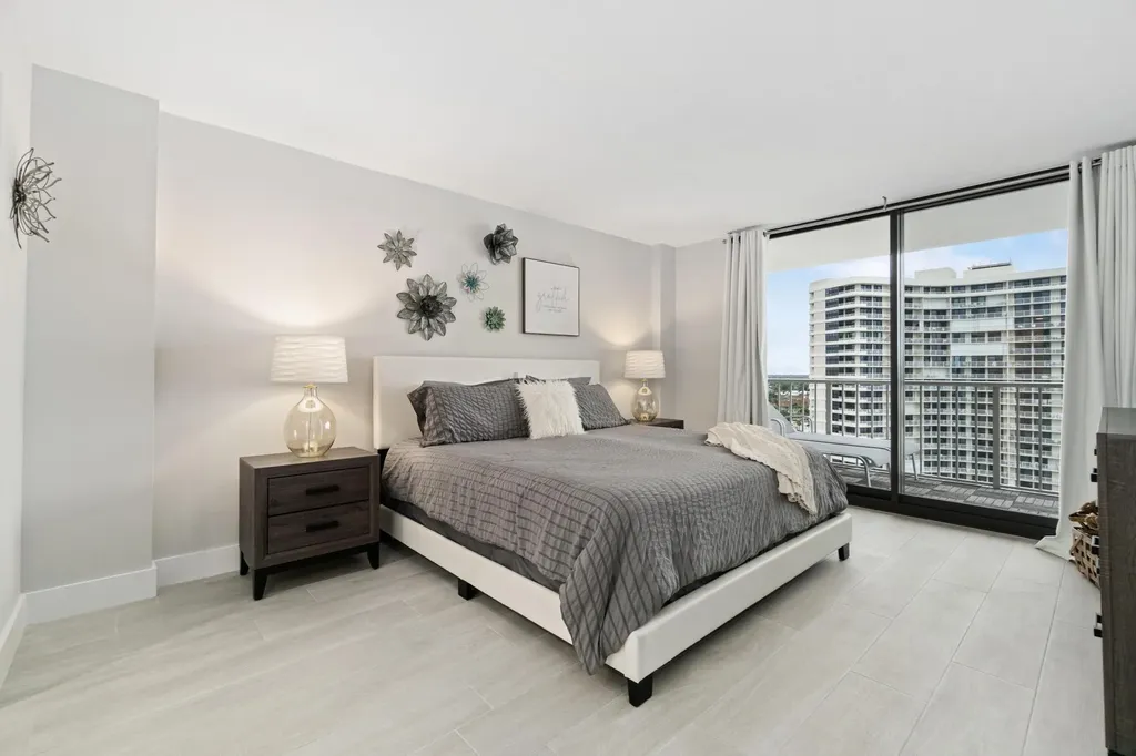 380 Seaview Court Marco Island FL 34145