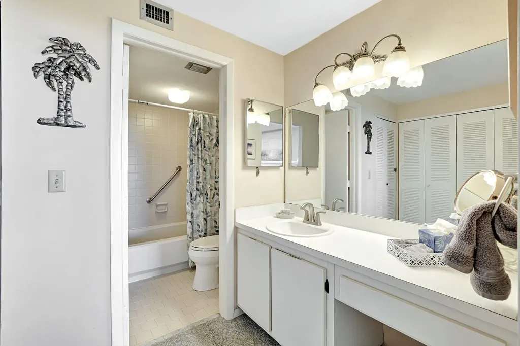 440 Seaview Court Marco Island FL 34145