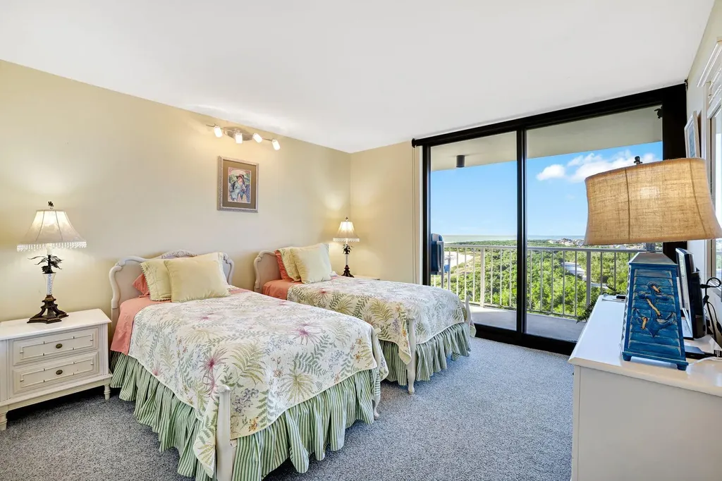 440 Seaview Court Marco Island FL 34145