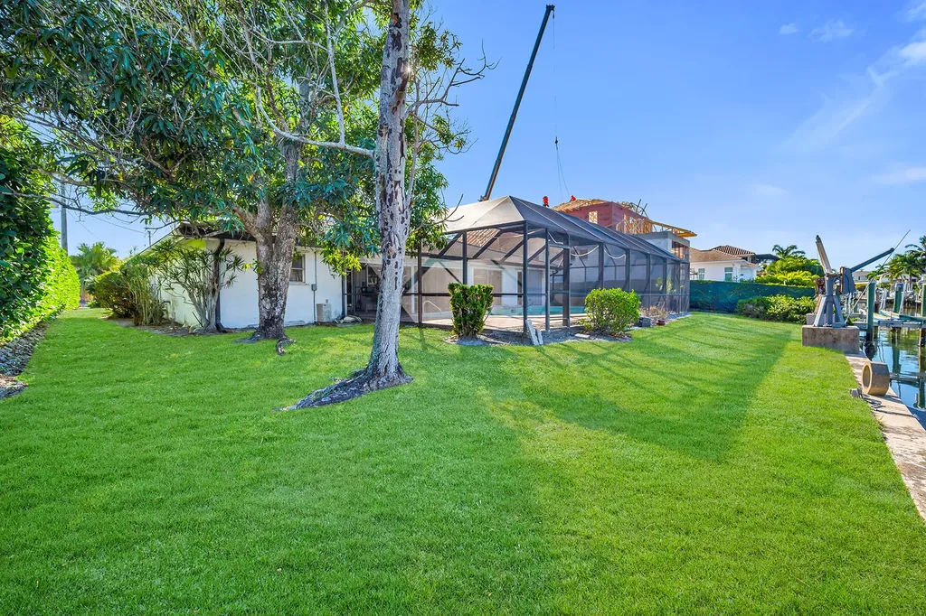 2170 Snook Drive Naples FL 34102