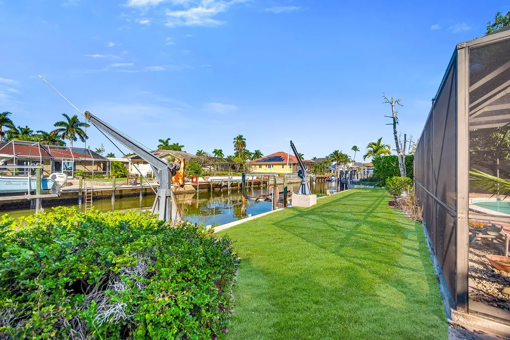 2170 Snook Drive Naples FL 34102