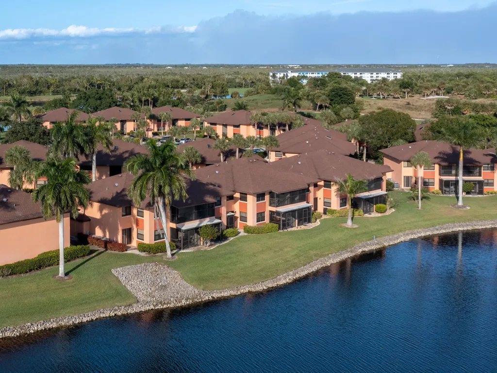 1532 Mainsail Drive Naples FL 34114