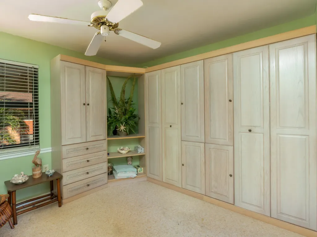 1532 Mainsail Drive Naples FL 34114