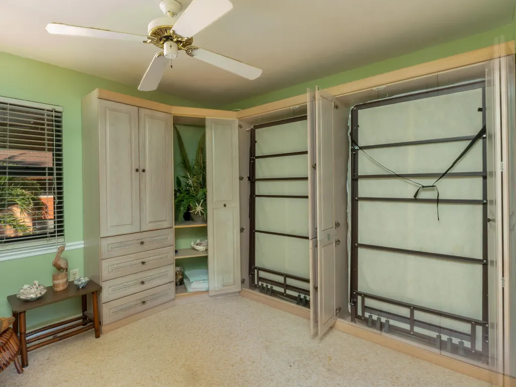 1532 Mainsail Drive Naples FL 34114