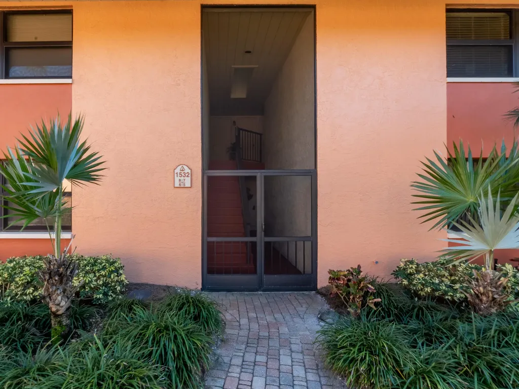 1532 Mainsail Drive Naples FL 34114