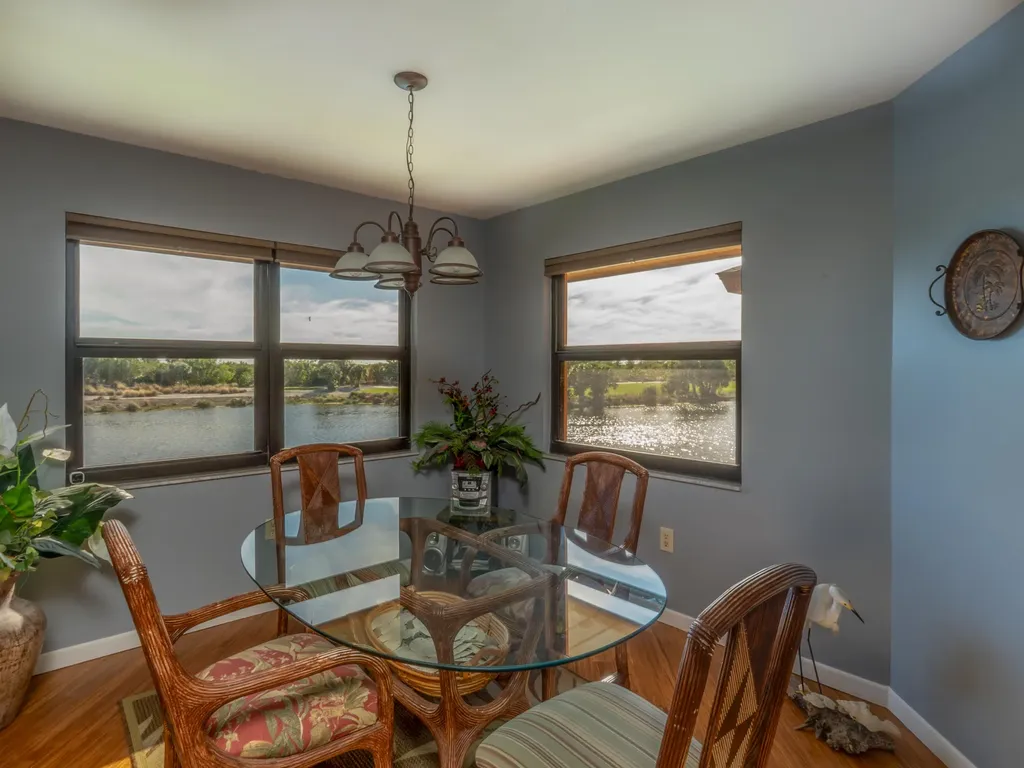 1532 Mainsail Drive Naples FL 34114