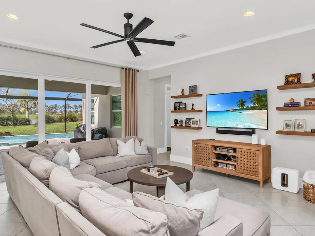 14785 Leeward Drive Naples FL 34114