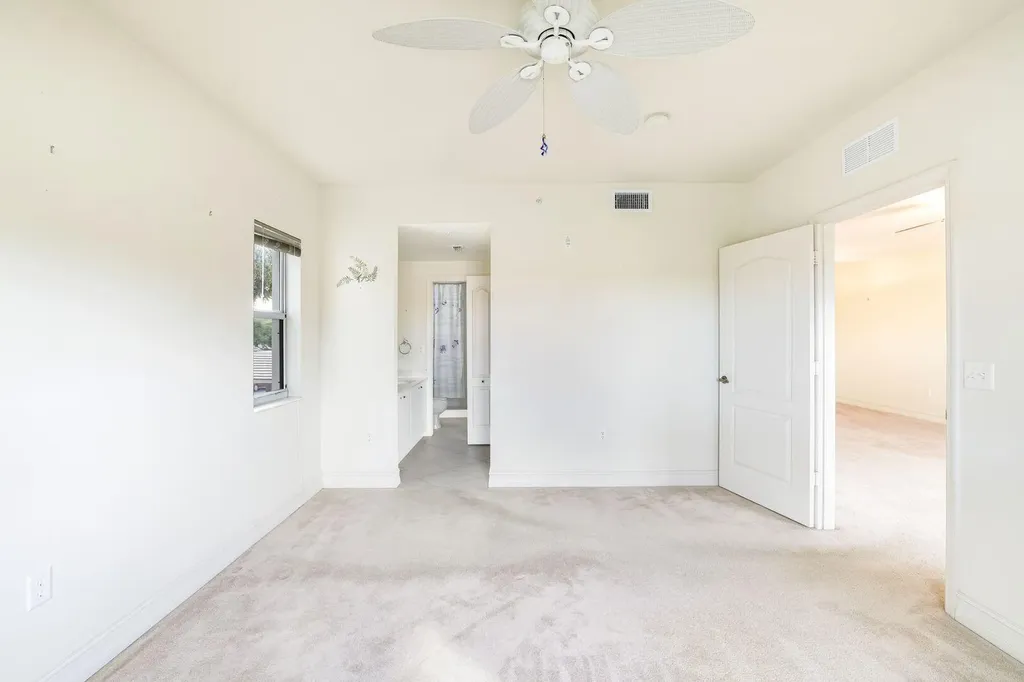 7839 Regal Heron Circle Naples FL 34104