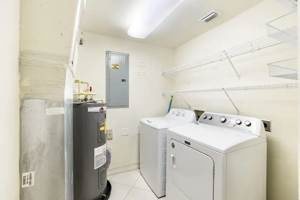 7839 Regal Heron Circle Naples FL 34104