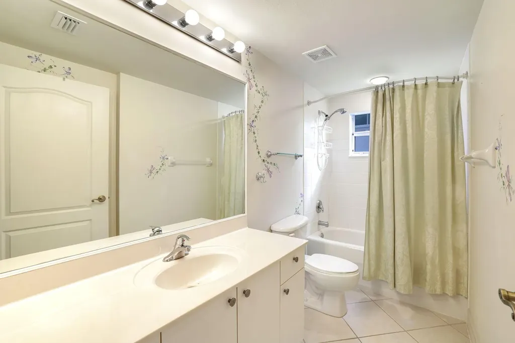 7839 Regal Heron Circle Naples FL 34104