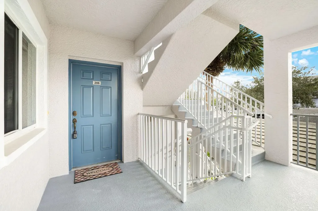 7839 Regal Heron Circle Naples FL 34104