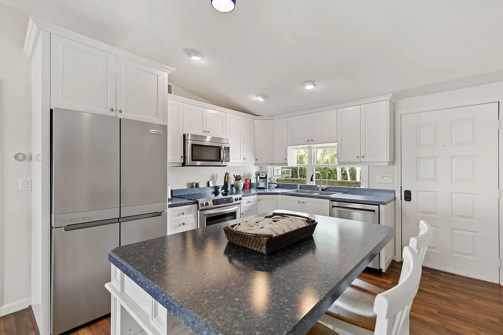 611 Palm Avenue Goodland FL 34140