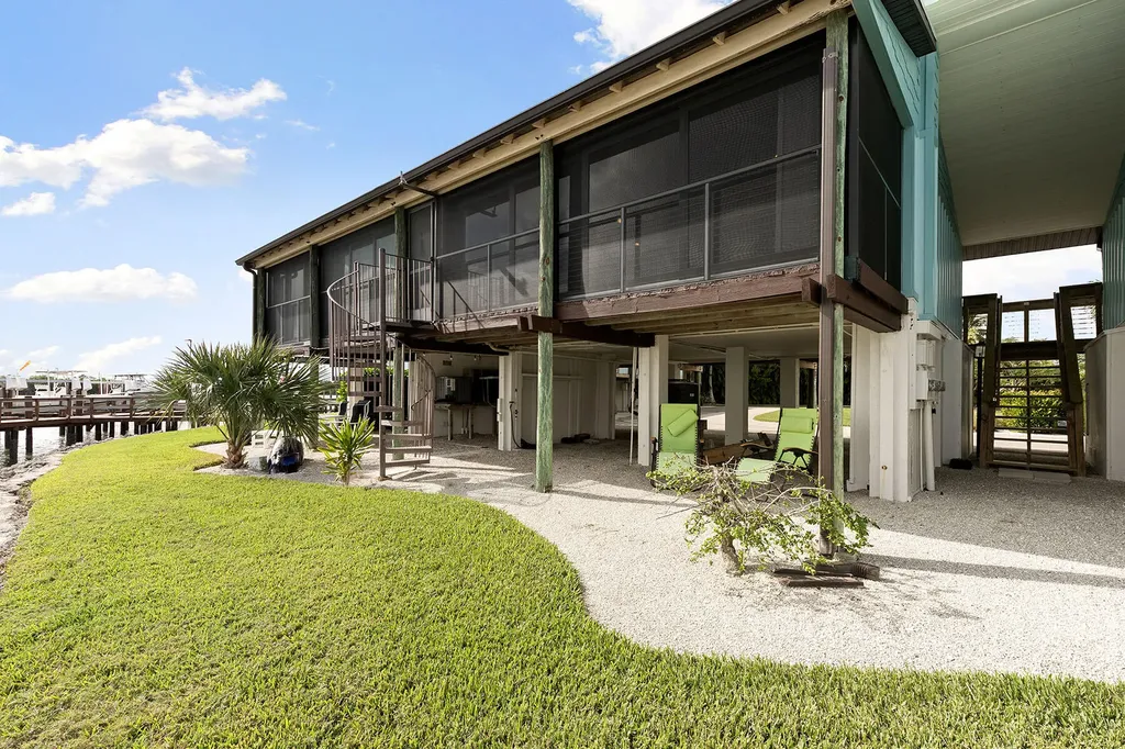 611 Palm Avenue Goodland FL 34140