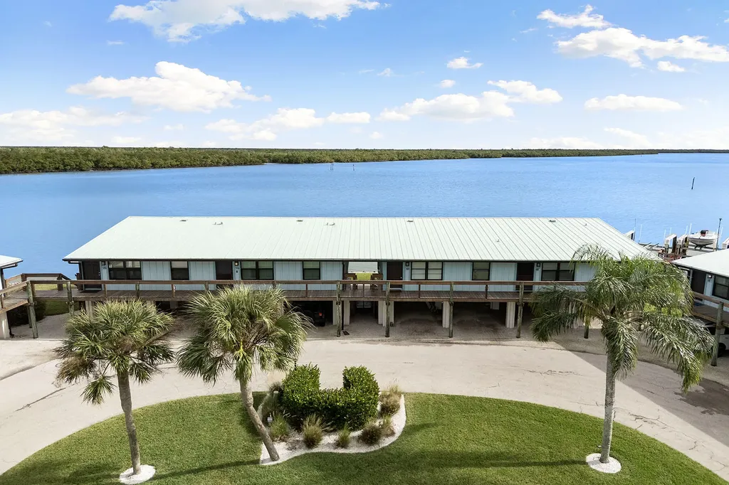 611 Palm Avenue Goodland FL 34140