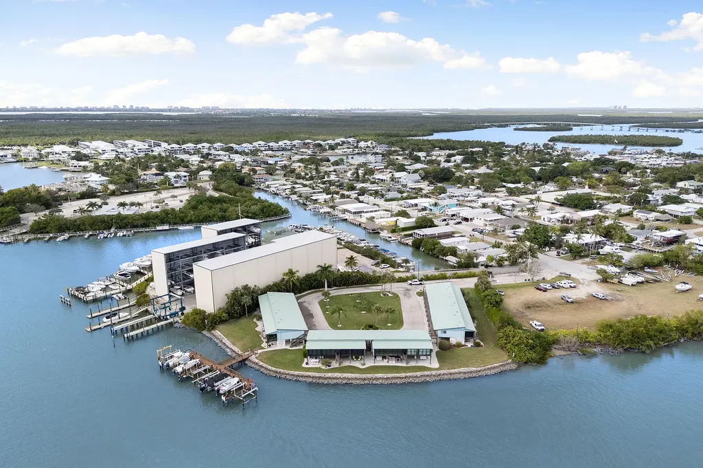 611 Palm Avenue Goodland FL 34140