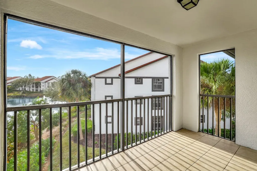 7965 Preserve Circle Naples FL 34119