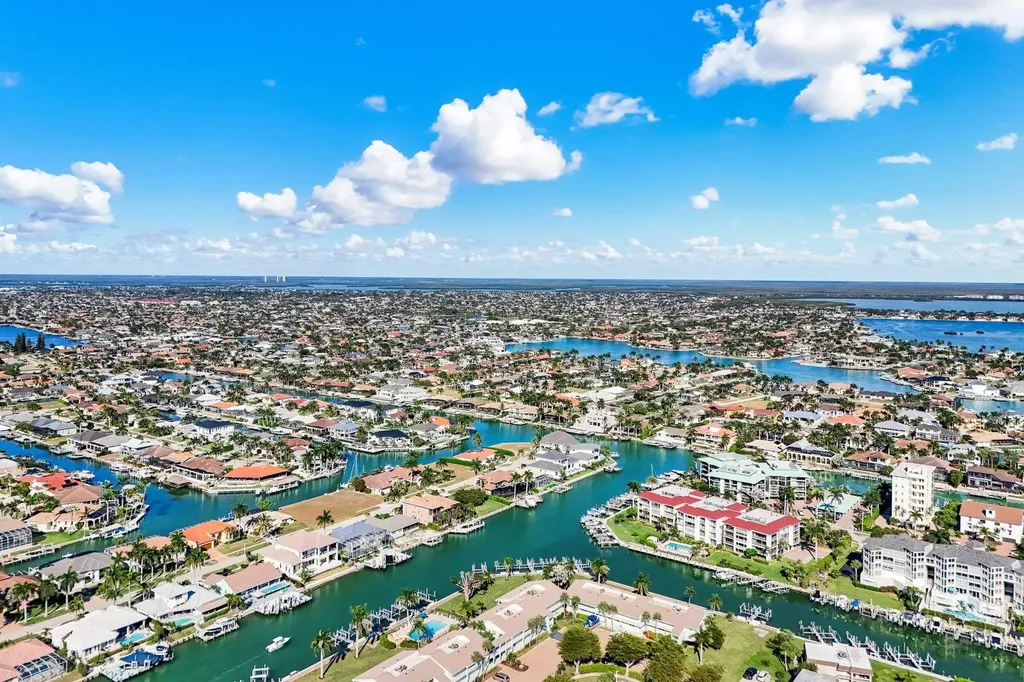 888 Banyan Court Marco Island FL 34145