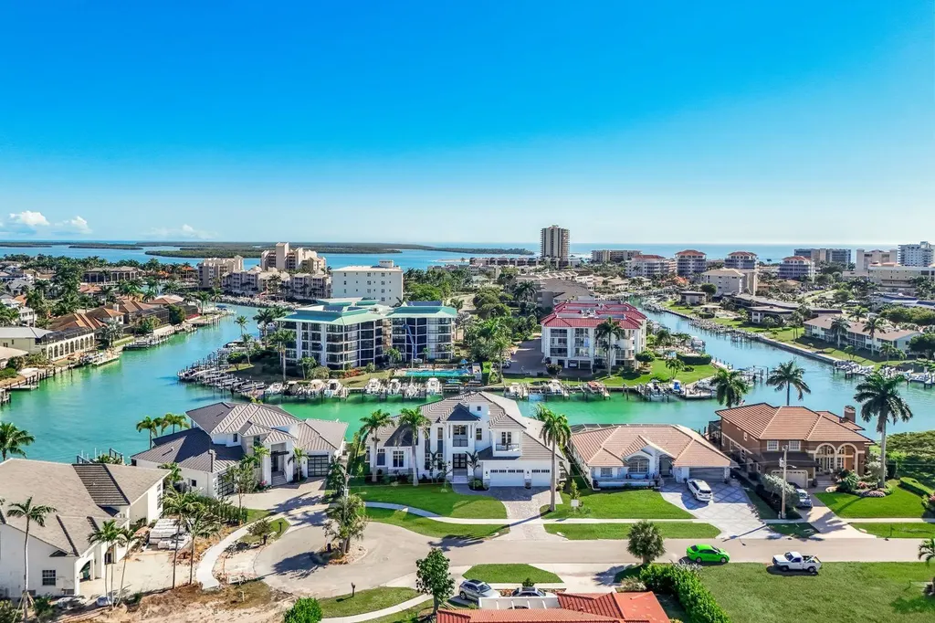 888 Banyan Court Marco Island FL 34145