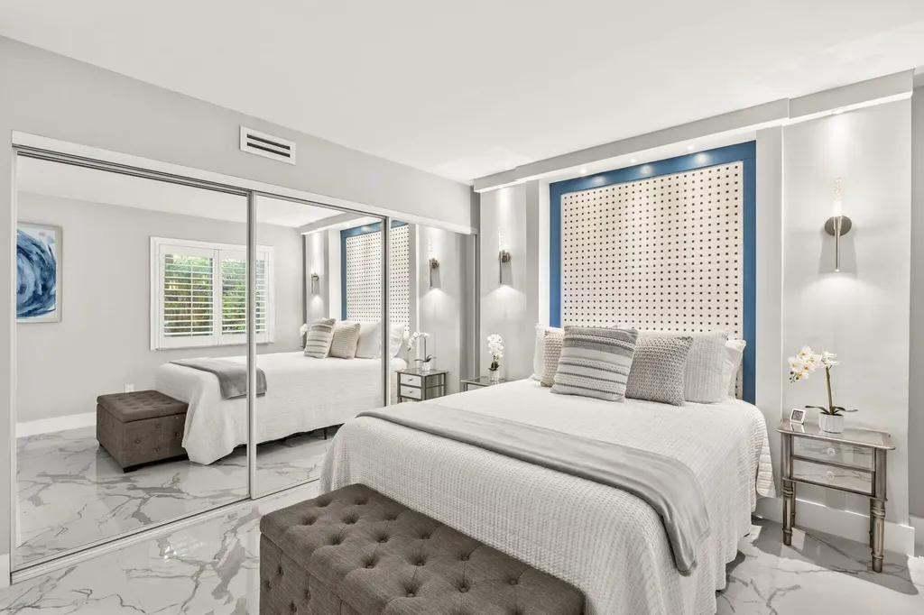 980 7th Avenue S Naples FL 34102