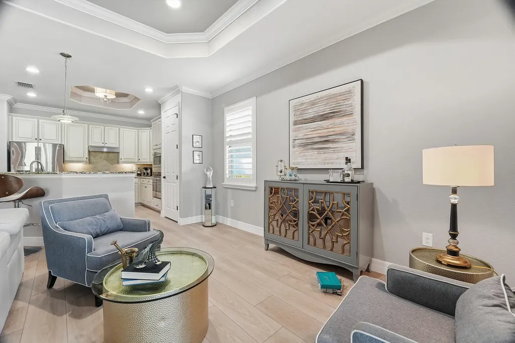 2906 Aviamar Circle Naples FL 34114