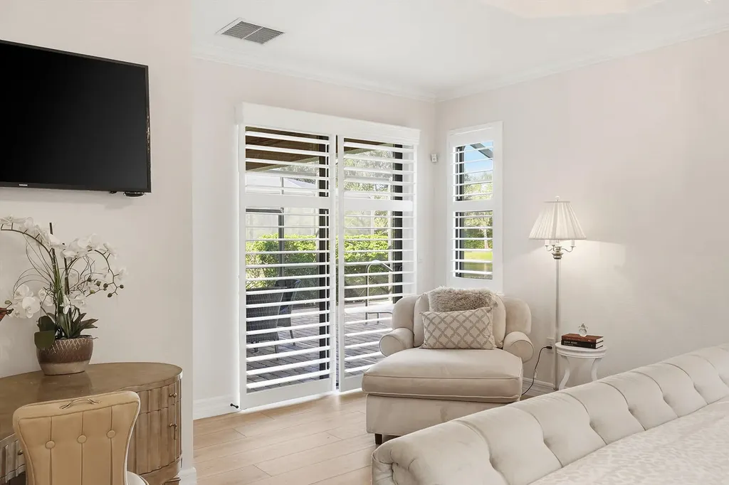 2906 Aviamar Circle Naples FL 34114