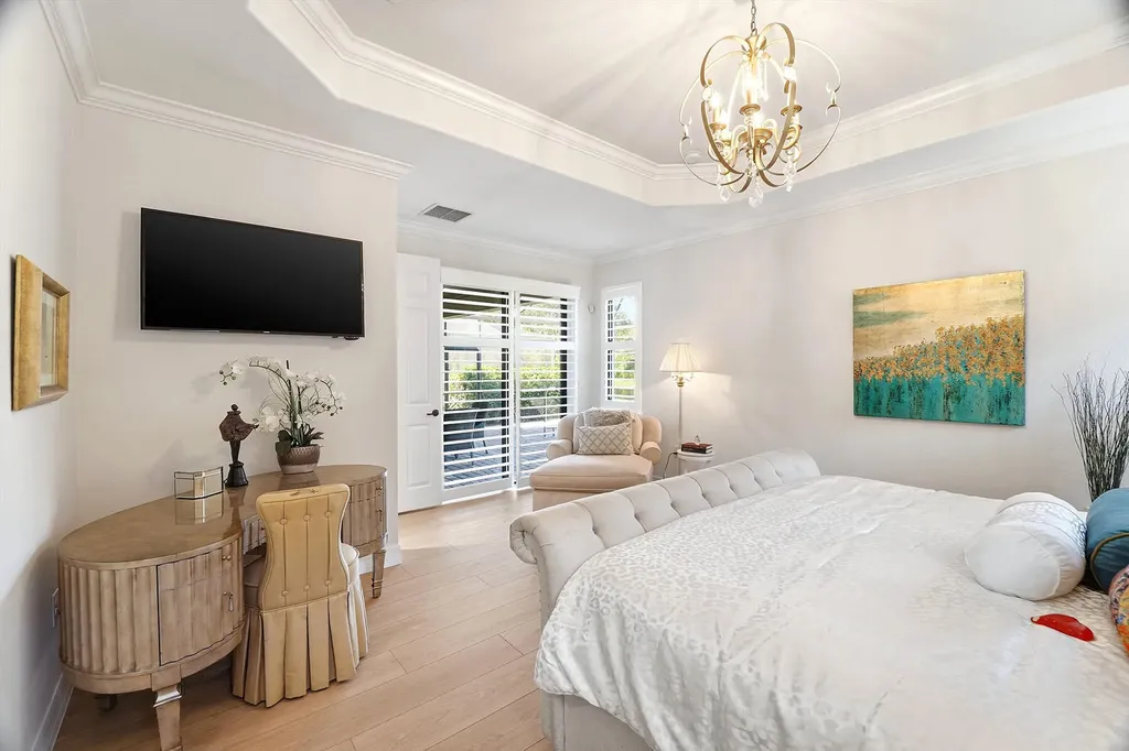 2906 Aviamar Circle Naples FL 34114