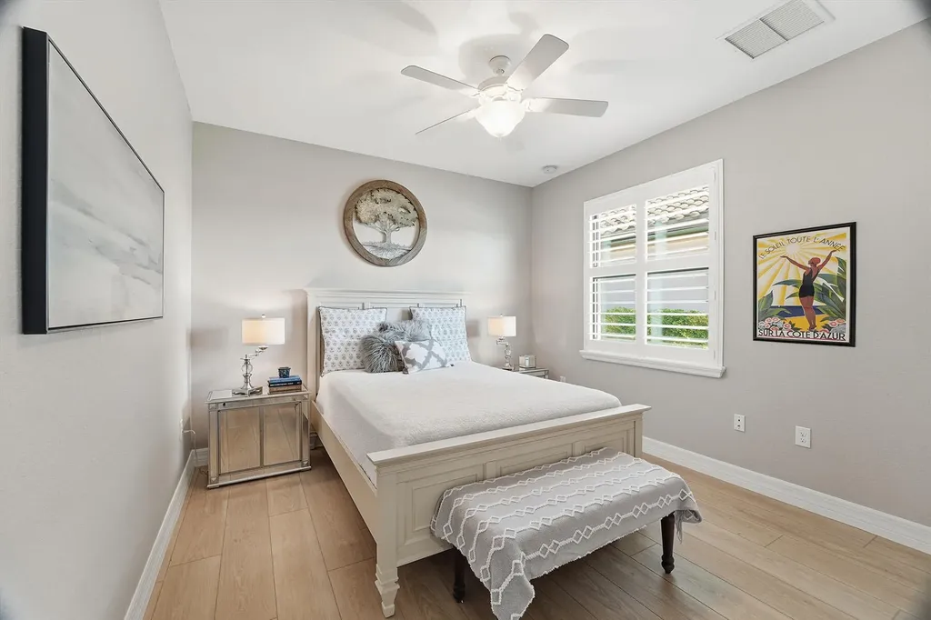 2906 Aviamar Circle Naples FL 34114