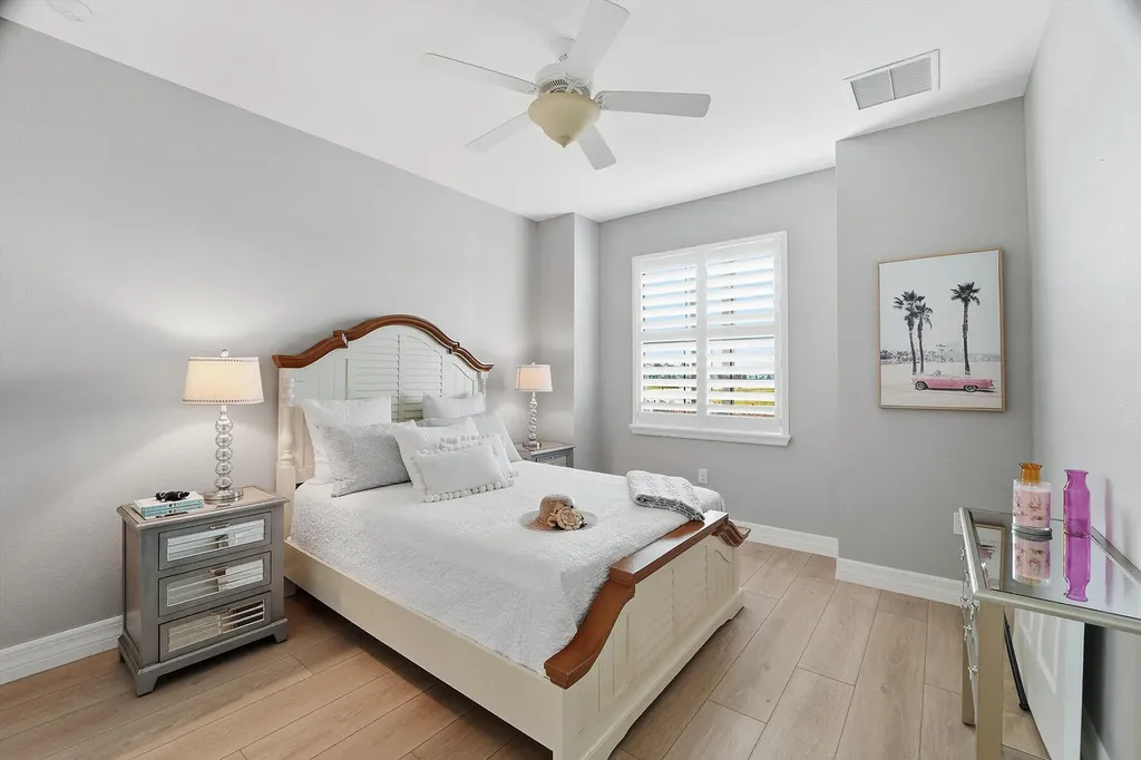 2906 Aviamar Circle Naples FL 34114