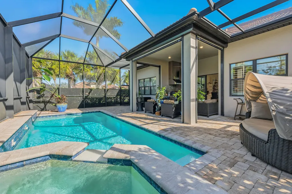 2797 Amaranda Court Naples FL 34114