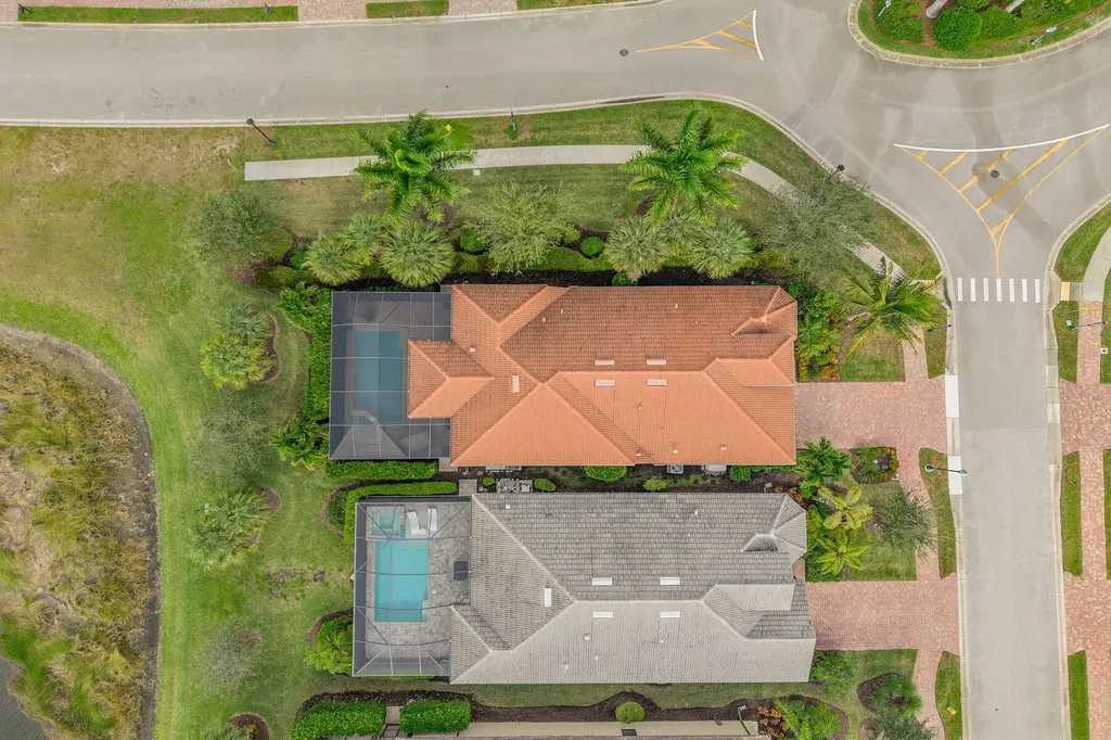 2797 Amaranda Court Naples FL 34114
