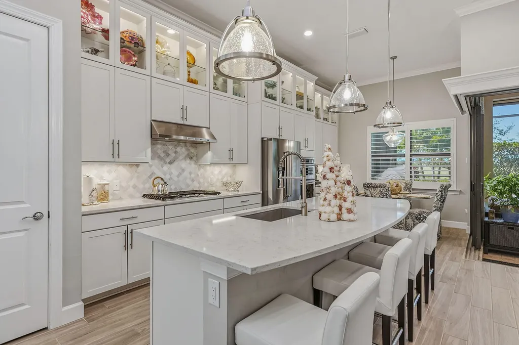 2797 Amaranda Court Naples FL 34114