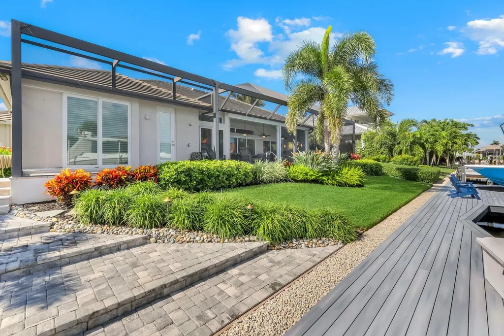 820 Giralda Court Marco Island FL 34145