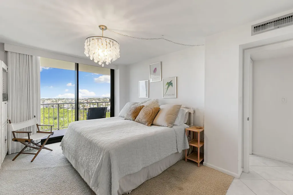 440 Seaview Court Marco Island FL 34145