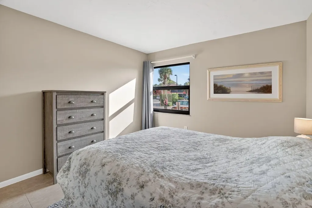 1544 Mainsail Drive Naples FL 34114