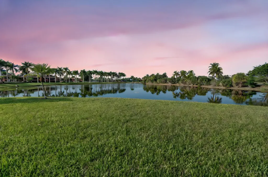 1544 Mainsail Drive Naples FL 34114