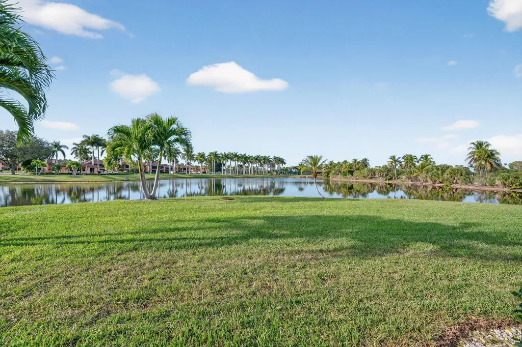 1544 Mainsail Drive Naples FL 34114