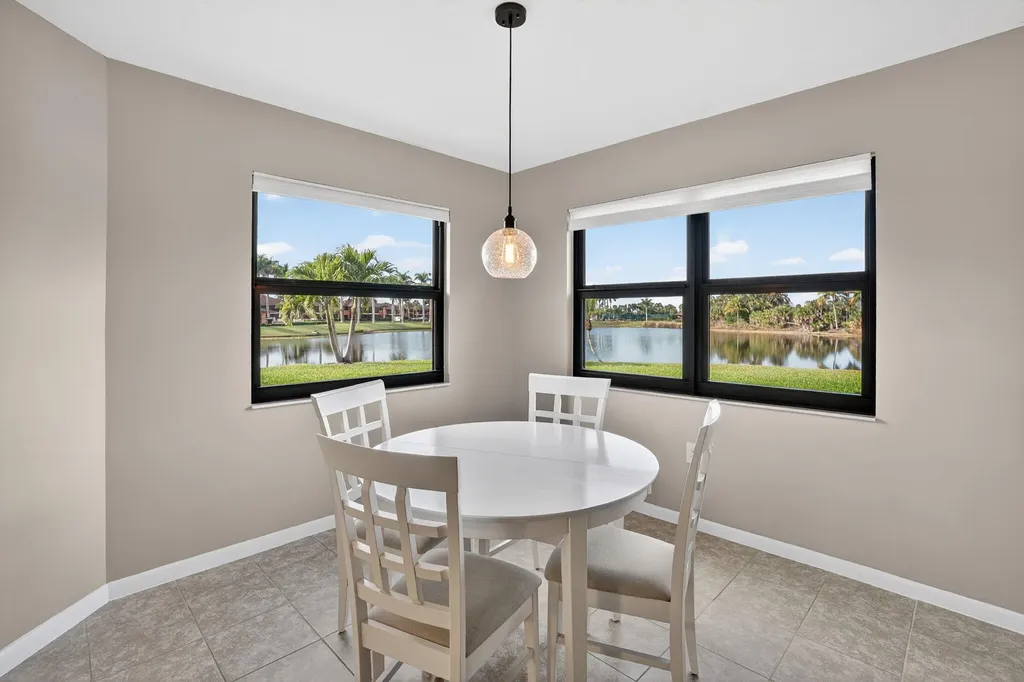 1544 Mainsail Drive Naples FL 34114