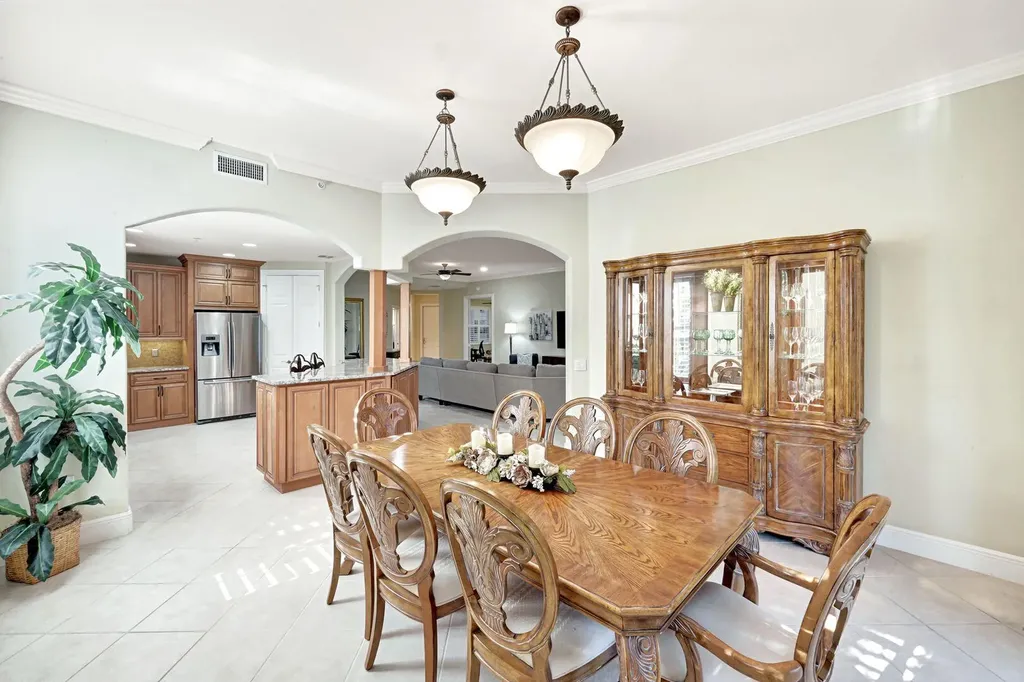 9002 Cascada Way Naples FL 34114